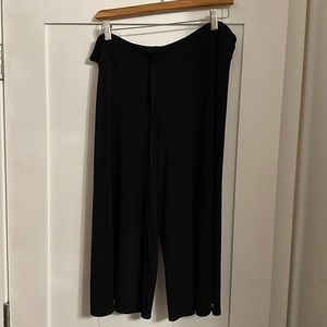 Studio M Black Wide Leg Athletic Crop Pants